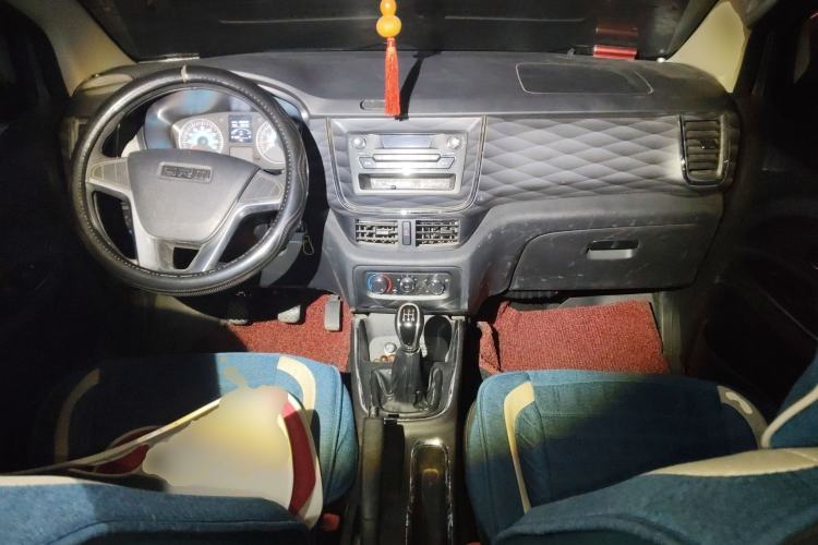 Used Jinbei Gold Hiace 2021 1.5L Passenger Vehicle Engineering Lion 6 Seats Center Console