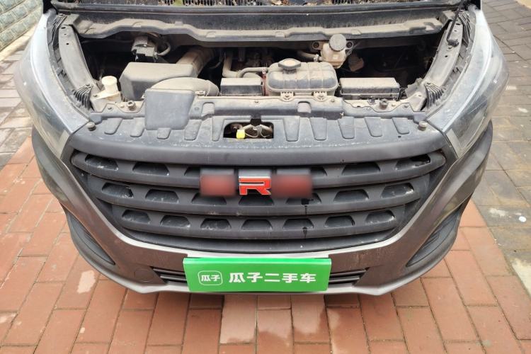 Used Jinbei Gold Hiace 2021 1.5L Passenger Van Travel Lion 7-Seater Engine Bay