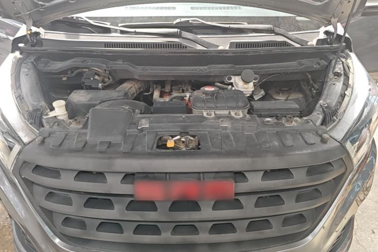 Used Jinbei Gold Hiace 2021 1.6L Box Van Engineering Lion 2-Seater Engine Bay