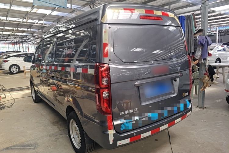 Used Jinbei Gold Hiace 2021 1.6L Box Van Engineering Lion 2-Seater Exterior 2