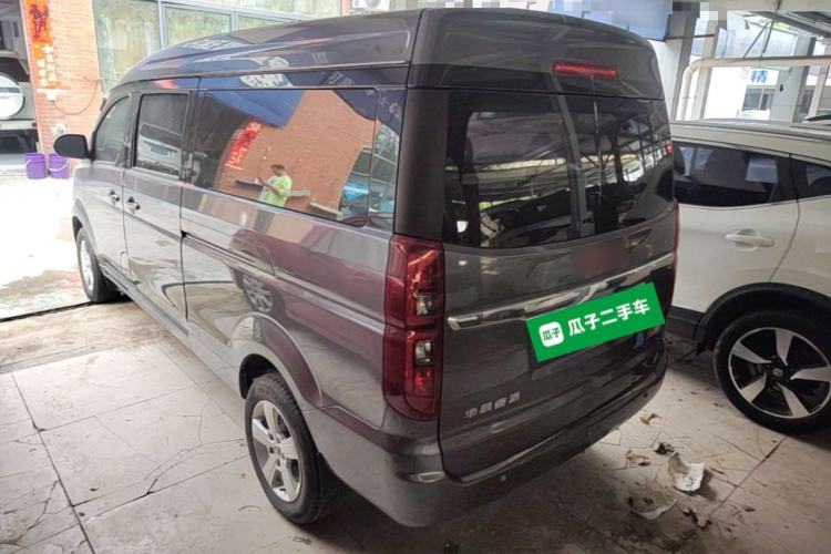 Used Jinbei Gold Hiace 2021 1.5L Passenger Van Travel Lion 6-Seater Exterior 2