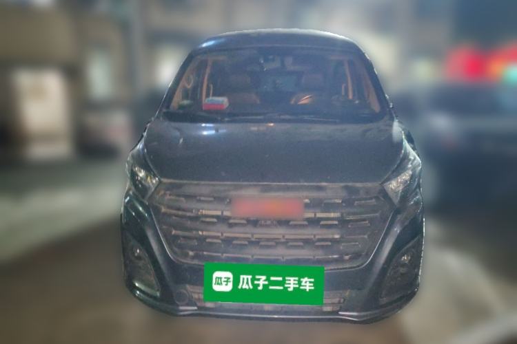 Used Jinbei Gold Hiace 2021 1.5L Passenger Van Travel Lion 7-Seater Front