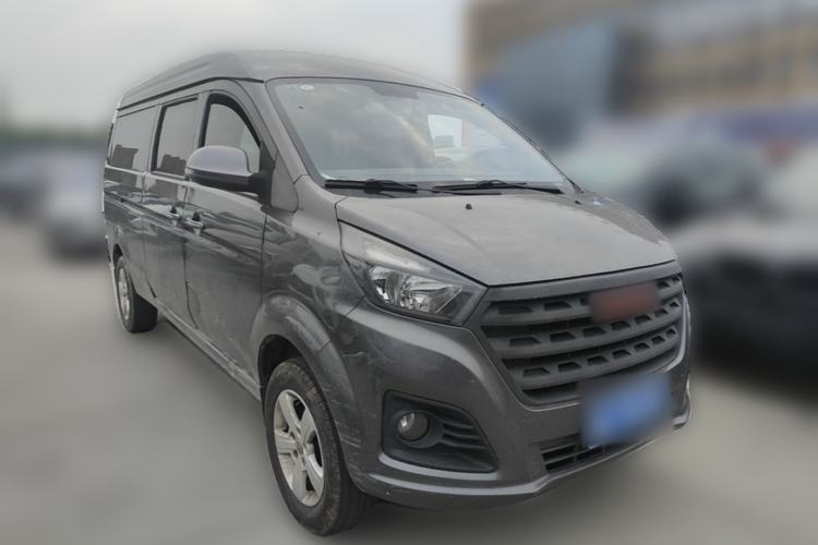 Used Jinbei Gold Hiace 2021 2.0L Passenger Van Travel Lion 6-Seater Front Right 45 Deg