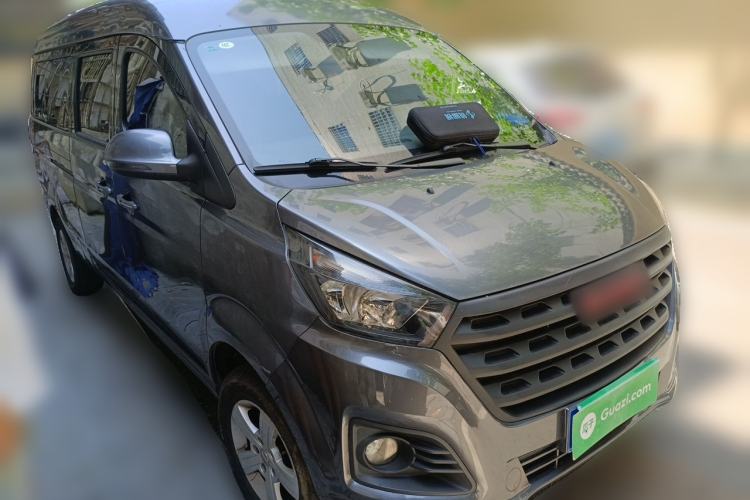 Used Jinbei Gold Hiace 2021 2.0L Passenger Van Engineering Lion Central Air Conditioning Version 9 Seats Front Right 45 Deg