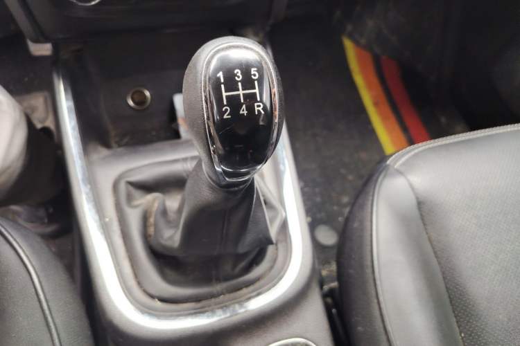 Used Jinbei Gold Hiace 2021 1.5L Passenger Van Travel Lion 7-Seater Gear Lever