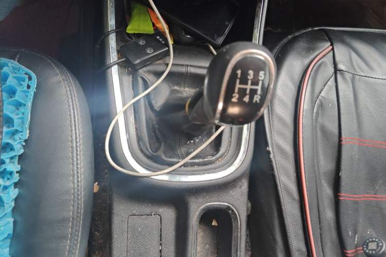 Used Jinbei Gold Hiace 2021 1.5L Passenger Vehicle Travel Lion 5-Seater Gear Lever
