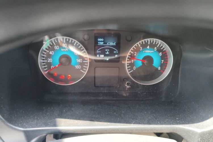 Used Jinbei Gold Hiace 2021 1.5L Passenger Vehicle Engineering Lion 6 Seats Instrument Cluster