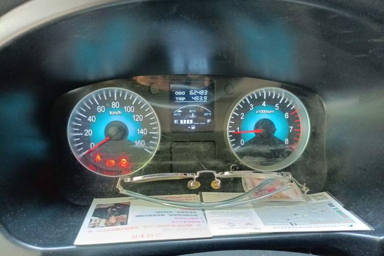 Used Jinbei Gold Hiace 2021 2.0L Passenger Van Engineering Lion Central Air Conditioning Version 9 Seats Instrument Cluster