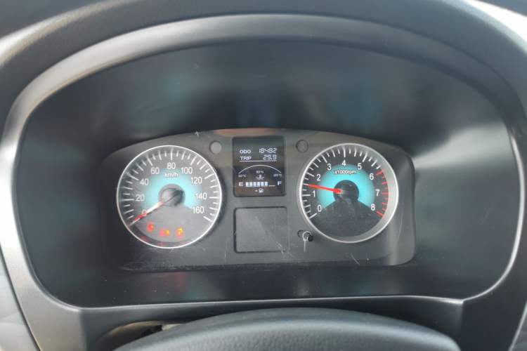 Used Jinbei Gold Hiace 2021 1.5L Passenger Van Travel Lion 6-Seater Instrument Cluster