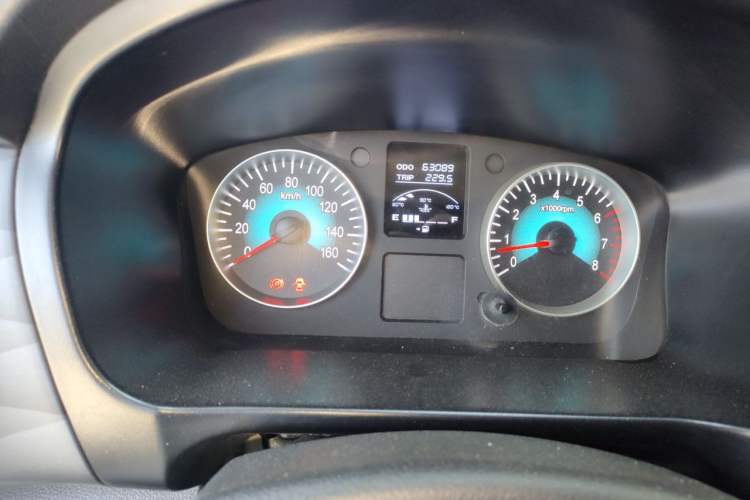 Used Jinbei Gold Hiace 2021 1.5L Passenger Vehicle Engineering Lion 6 Seats Instrument Cluster