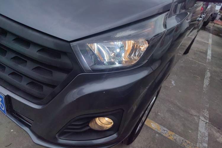 Used Jinbei Gold Hiace 2021 1.5L Passenger Van Travel Lion 6-Seater Left Front Headlight