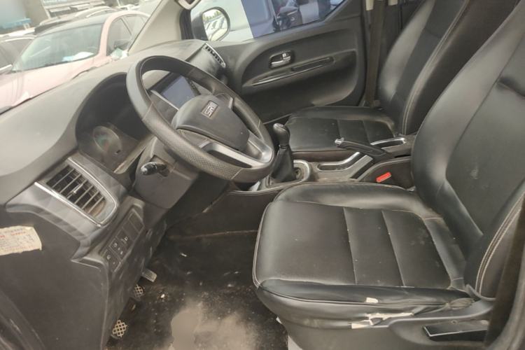 Used Jinbei Gold Hiace 2021 2.0L Passenger Van Travel Lion 6-Seater Left Front Seat