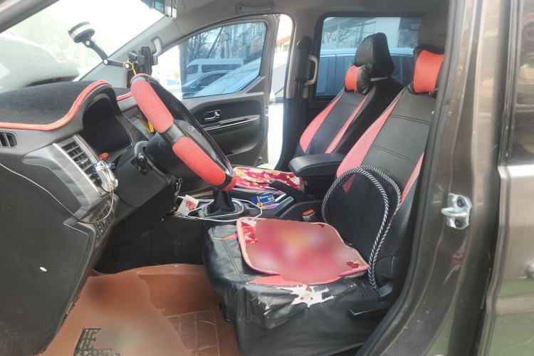 Used Jinbei Gold Hiace 2021 2.0L Passenger Van Engineering Lion Central Air Conditioning Version 9 Seats Left Front Seat