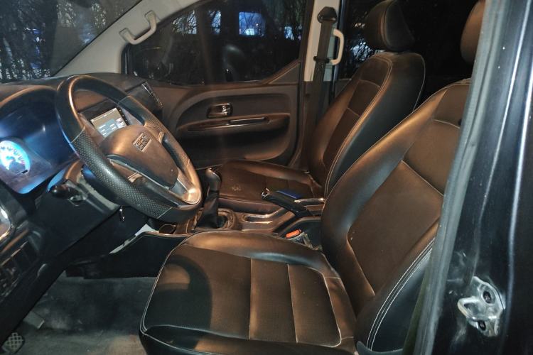Used Jinbei Gold Hiace 2021 1.5L Passenger Van Travel Lion 6-Seater Left Front Seat
