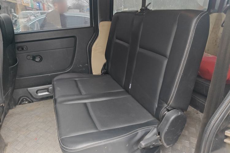 Used Jinbei Gold Hiace 2021 1.5L Passenger Van Travel Lion 6-Seater Left Rear Seat