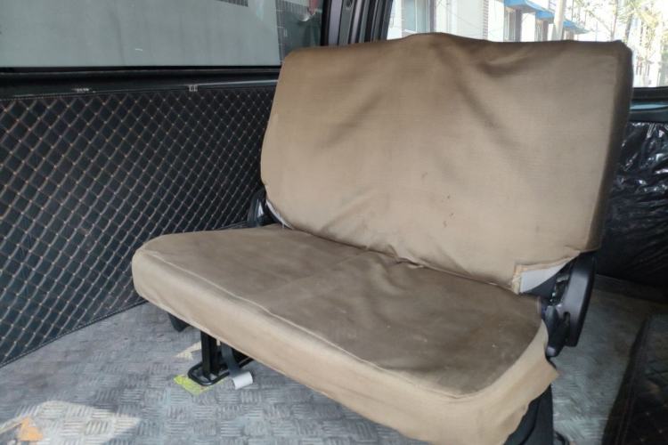 Used Jinbei Gold Hiace 2021 1.5L Passenger Vehicle Engineering Lion 6 Seats Left Rear Seat