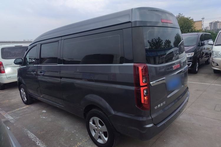Used Jinbei Gold Hiace 2021 1.5L Passenger Van Travel Lion 6-Seater Left Side