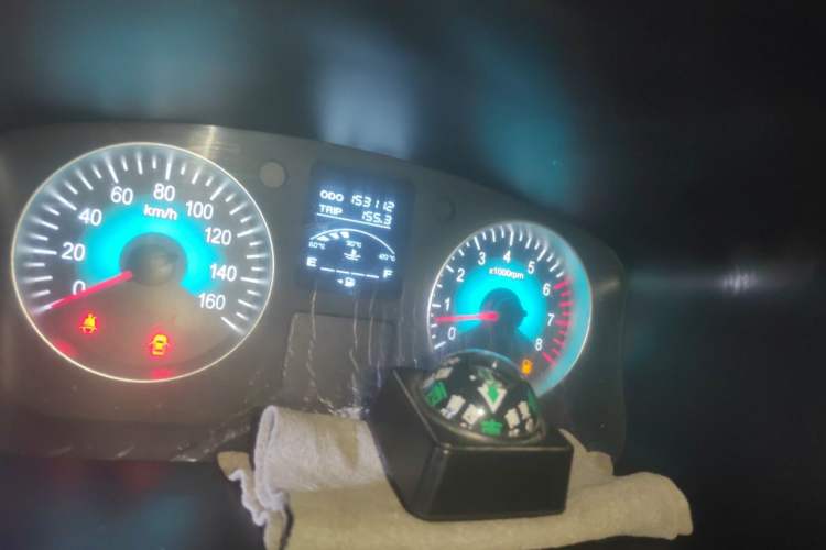 Used Jinbei Gold Hiace 2021 1.5L Passenger Vehicle Engineering Lion 6 Seats Odometer Close Up