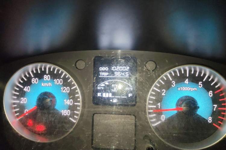 Used Jinbei Gold Hiace 2021 1.5L Passenger Vehicle Engineering Lion 6 Seats Odometer Close Up