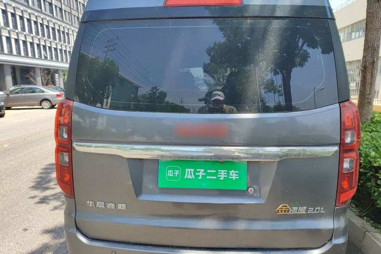 Used Jinbei Gold Hiace 2021 2.0L Passenger Van Travel Lion 7-Seater Rear