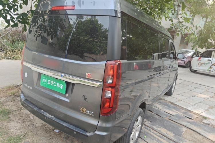 Used Jinbei Gold Hiace 2021 1.5L Passenger Vehicle Travel Lion 5-Seater Rear Right 45 Deg