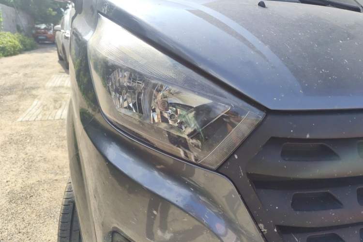 Used Jinbei Gold Hiace 2021 1.5L Passenger Vehicle Engineering Lion 6 Seats Right Front Headlight