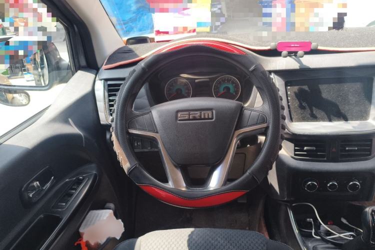 Used Jinbei Gold Hiace 2021 1.5L Passenger Vehicle Engineering Lion 6 Seats Steering Wheel