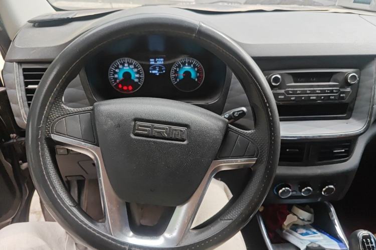 Used Jinbei Gold Hiace 2021 1.5L Passenger Vehicle Engineering Lion 6 Seats Steering Wheel