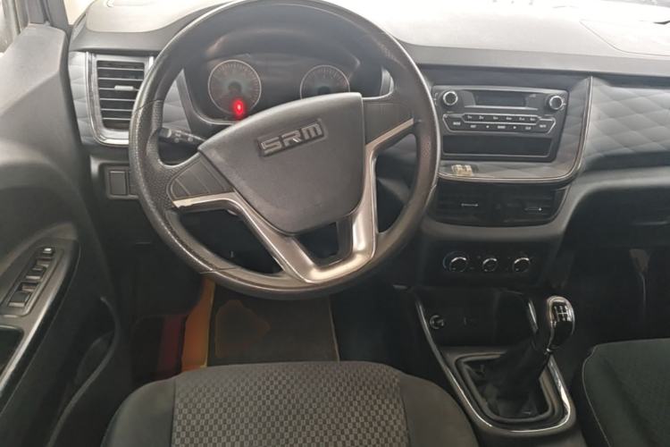 Used Jinbei Gold Hiace 2021 1.6L Box Van Engineering Lion 2-Seater Steering Wheel