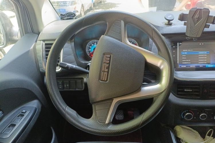 Used Jinbei Gold Hiace 2021 2.0L Passenger Van Engineering Lion Central Air Conditioning Version 9 Seats Steering Wheel