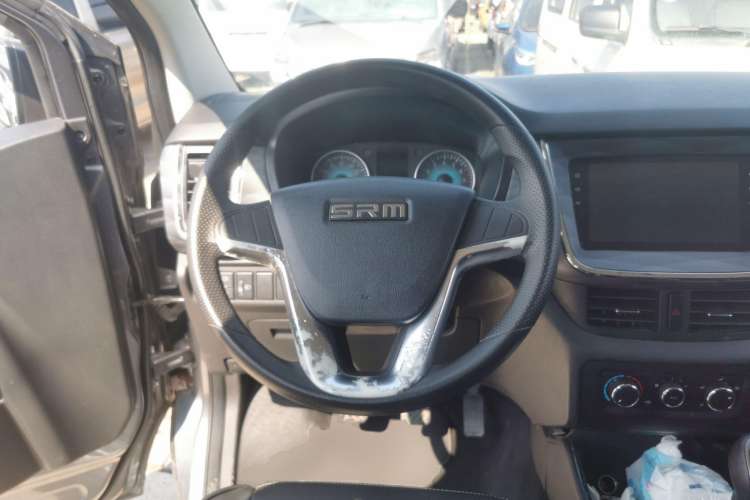 Used Jinbei Gold Hiace 2021 1.5L Passenger Van Travel Lion 6-Seater Steering Wheel