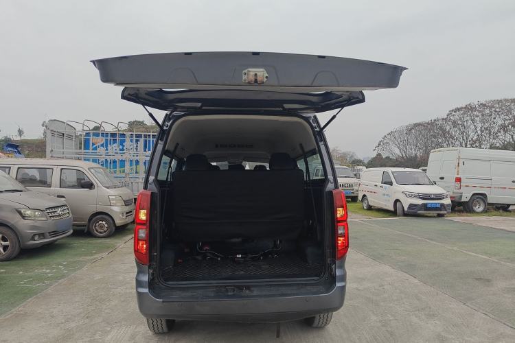 Used Jinbei Gold Hiace 2021 1.5L Passenger Vehicle Engineering Lion 7 Seats Trunk