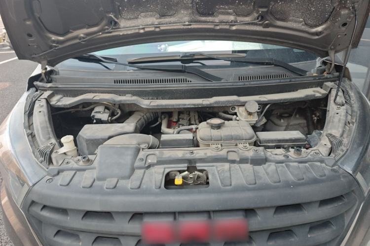 Used Jinbei Gold Hiace 2021 1.6L Box Van Engineering Lion 2-Seater Engine Bay