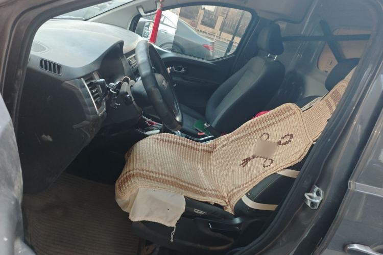 Used Jinbei Gold Hiace 2021 1.6L Box Van Engineering Lion 2-Seater Left Front Seat
