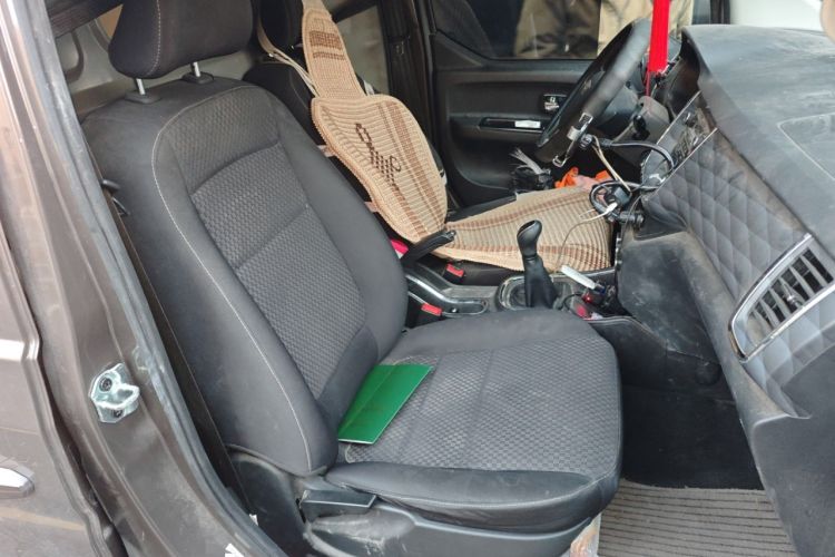 Used Jinbei Gold Hiace 2021 1.6L Box Van Engineering Lion 2-Seater Left Rear Seat