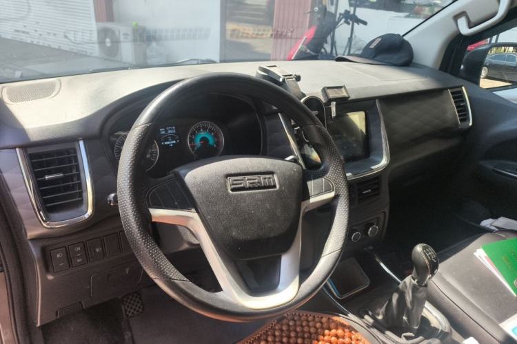 Used Jinbei Gold Hiace 2021 2.0L Passenger Van Travel Lion 6-Seater Steering Wheel