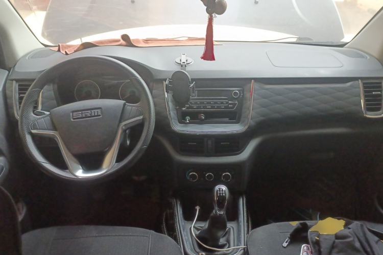 Used Jinbei Gold Hiace 2021 1.5L Passenger Vehicle Engineering Lion 5-Seater Center Console