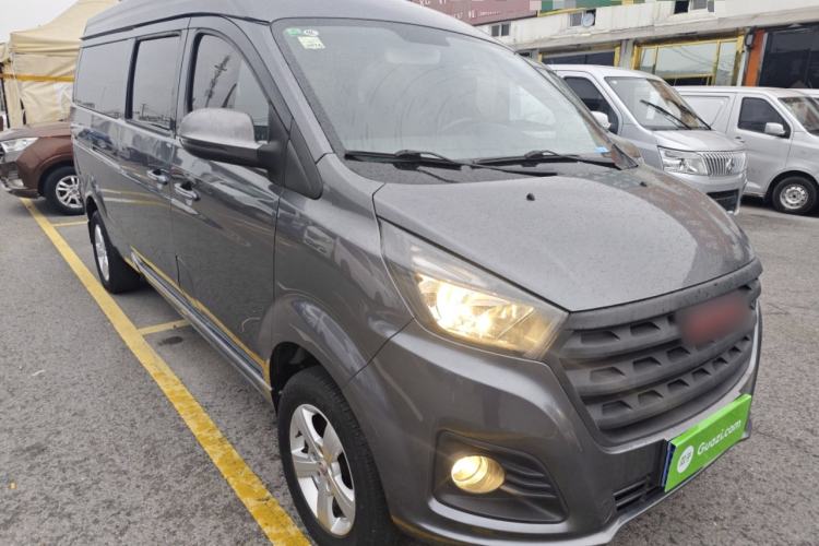 Used Jinbei Gold Hiace 2021 1.5L Passenger Van Travel Lion 6-Seater Exterior 1