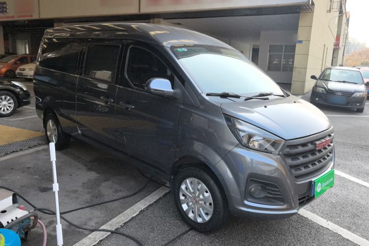 Used Jinbei Gold Hiace 2021 2.0L Passenger Vehicle Engineering Lion 5 Seats Front Right 45 Deg