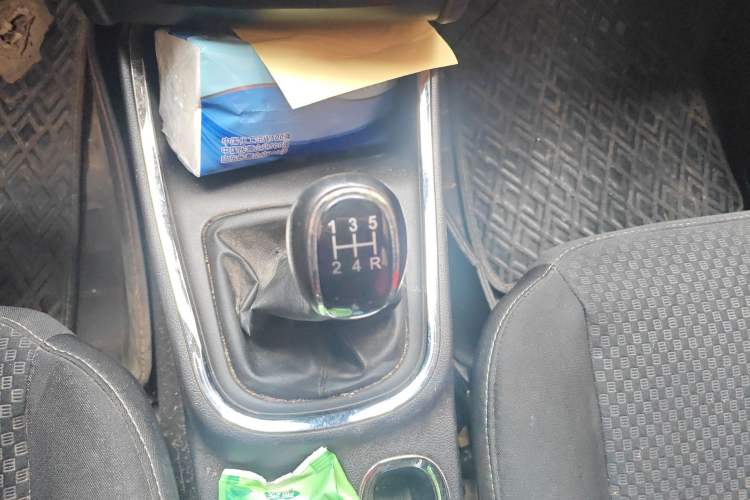Used Jinbei Gold Hiace 2021 1.5L Passenger Vehicle Engineering Lion 6 Seats Gear Lever