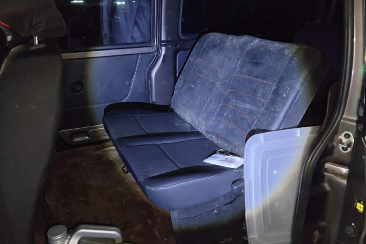 Used Jinbei Gold Hiace 2021 1.5L Passenger Vehicle Engineering Lion 6 Seats Left Rear Seat
