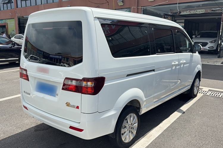 Used Jinbei Gold Hiace 2021 1.5L Passenger Vehicle Engineering Lion 5-Seater Exterior 5