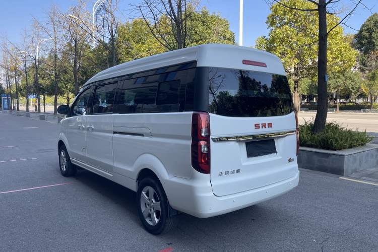 Used Jinbei Gold Hiace 2021 1.5L Passenger Van Travel Lion Central Air Conditioning Version 9 Seats Exterior 5