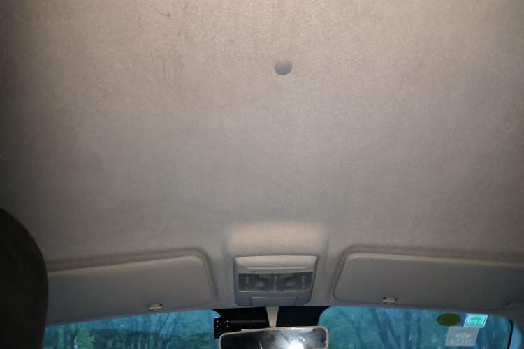Used Jinbei Gold Hiace 2021 1.6L Box Van Travel Lion 2-Seater Headliner