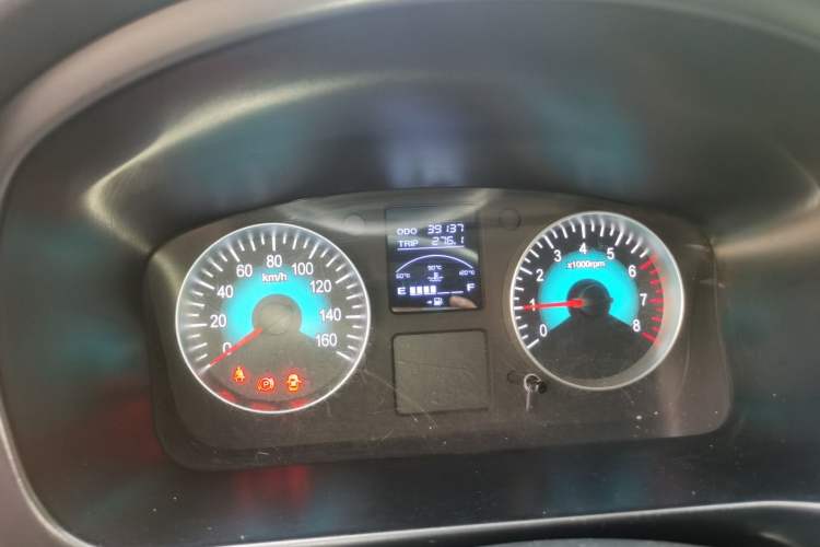 Used Jinbei Gold Hiace 2021 2.0L Passenger Van Travel Lion 7-Seater Instrument Cluster