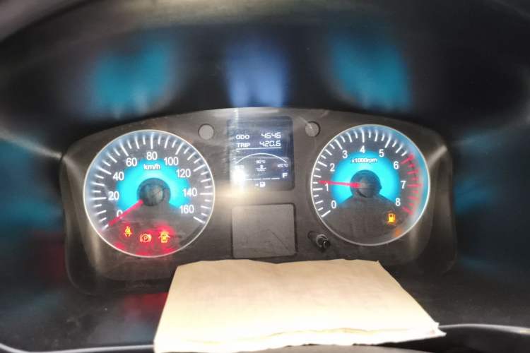 Used Jinbei Gold Hiace 2021 1.5L Passenger Vehicle Engineering Lion 5-Seater Instrument Cluster