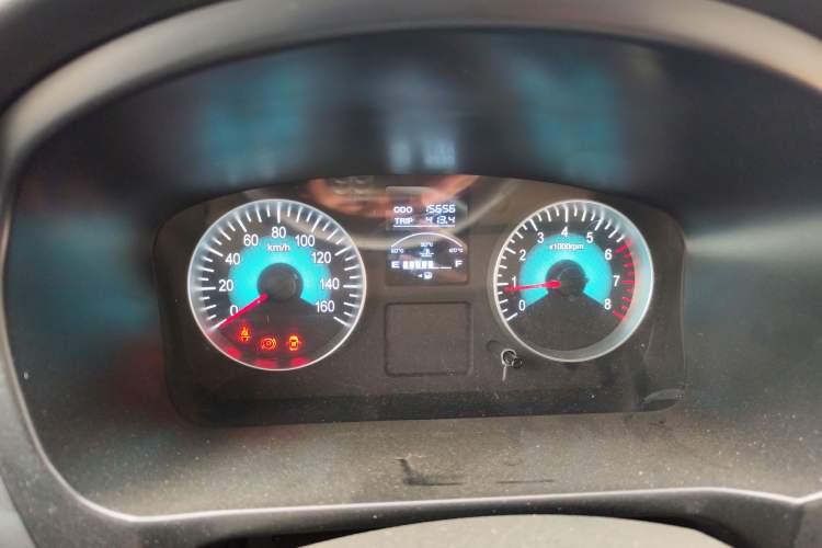 Used Jinbei Gold Hiace 2021 2.0L Passenger Van Travel Lion 5-Seater Instrument Cluster