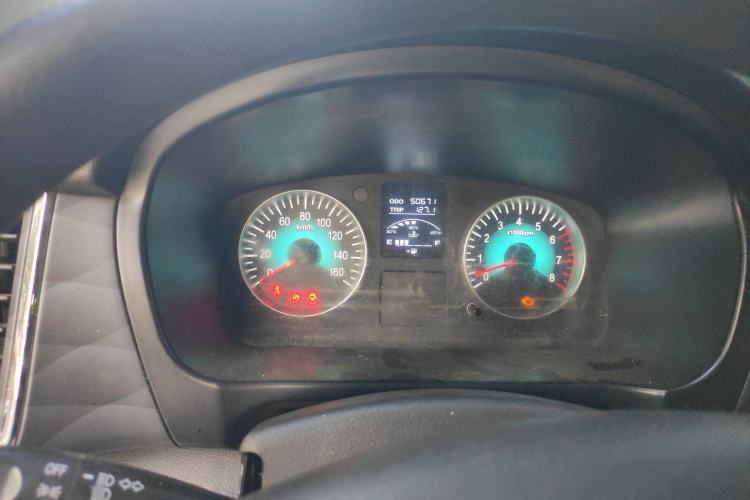 Used Jinbei Gold Hiace 2021 2.0L Passenger Vehicle Engineering Lion 7 Seats Instrument Cluster