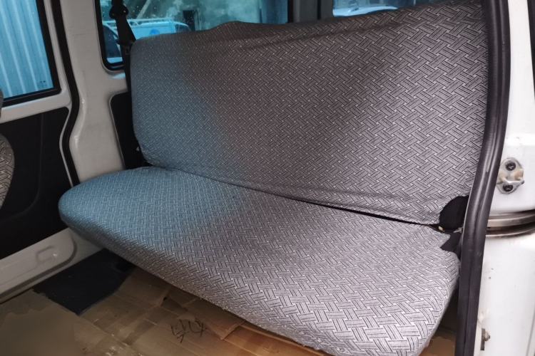 Used Jinbei Gold Hiace 2021 1.5L Passenger Vehicle Engineering Lion 5-Seater Left Rear Seat