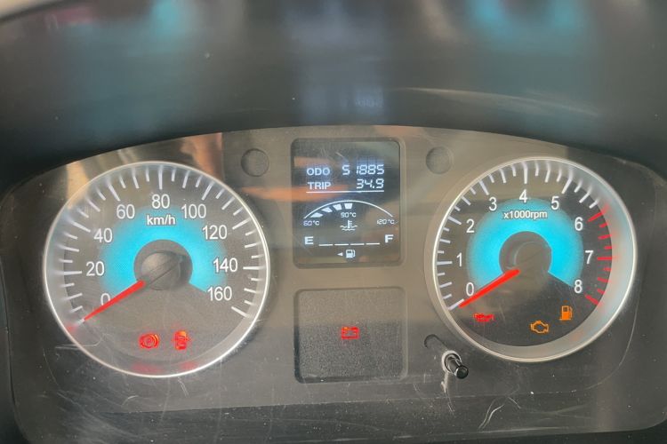 Used Jinbei Gold Hiace 2021 1.5L Passenger Van Travel Lion Central Air Conditioning Version 9 Seats Odometer Close Up